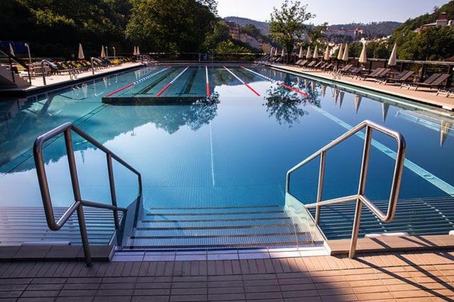 Apartman Rezidence Certovka 2121 Free Parking Garage Karlovy Vary Exterior foto